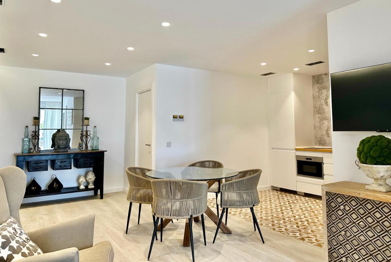 Aparthotel Loft 18 Beachfront Center Marbella